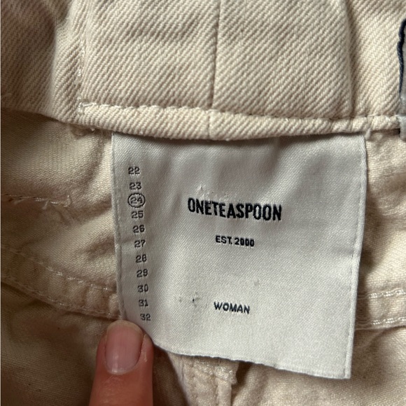 Distressed one teaspoon shorts - Picture 2 of 4